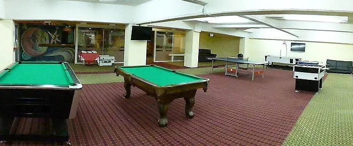 Hotel Mandarin Carton 2*
