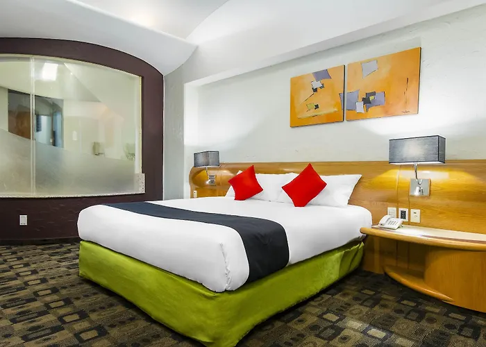 Mandarin Carton Hotel 2*