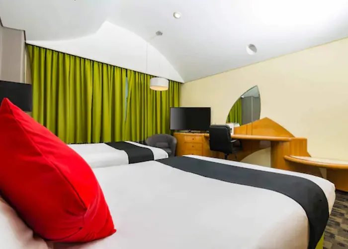 Mandarin Carton Hotel 2*