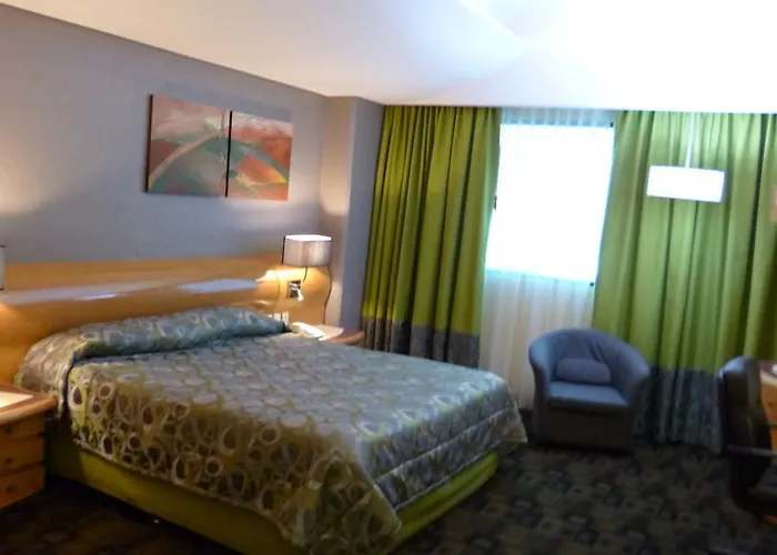 Mandarin Carton Hotel